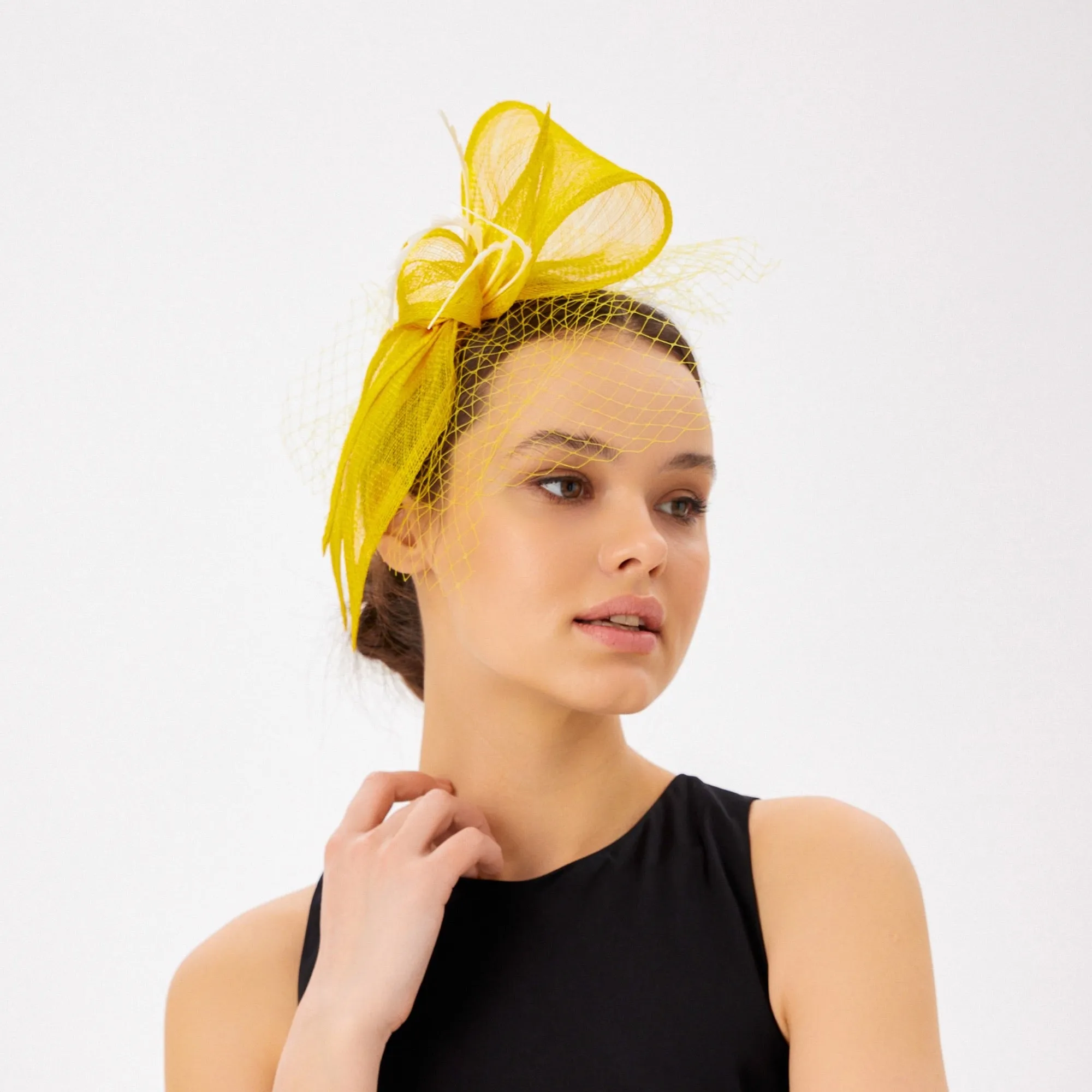Bow Fascinator Hat w/ Veil & Feathers Elegant Party Headwear