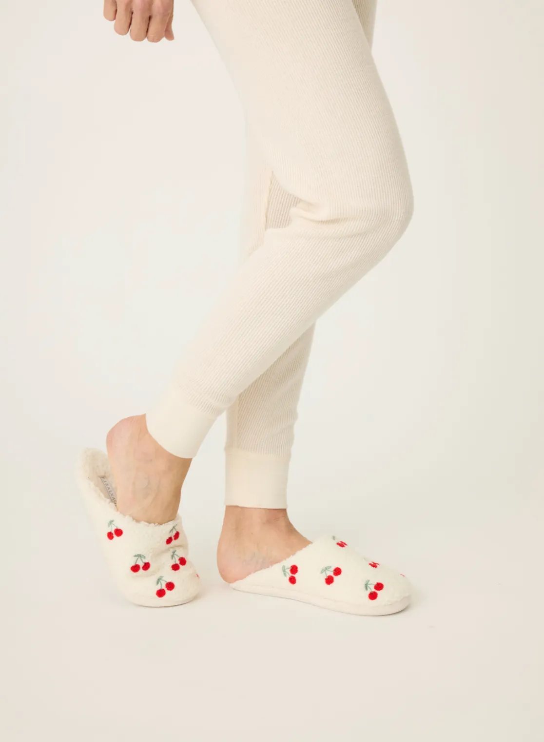 Fun Ivory Slippers  in Cherry