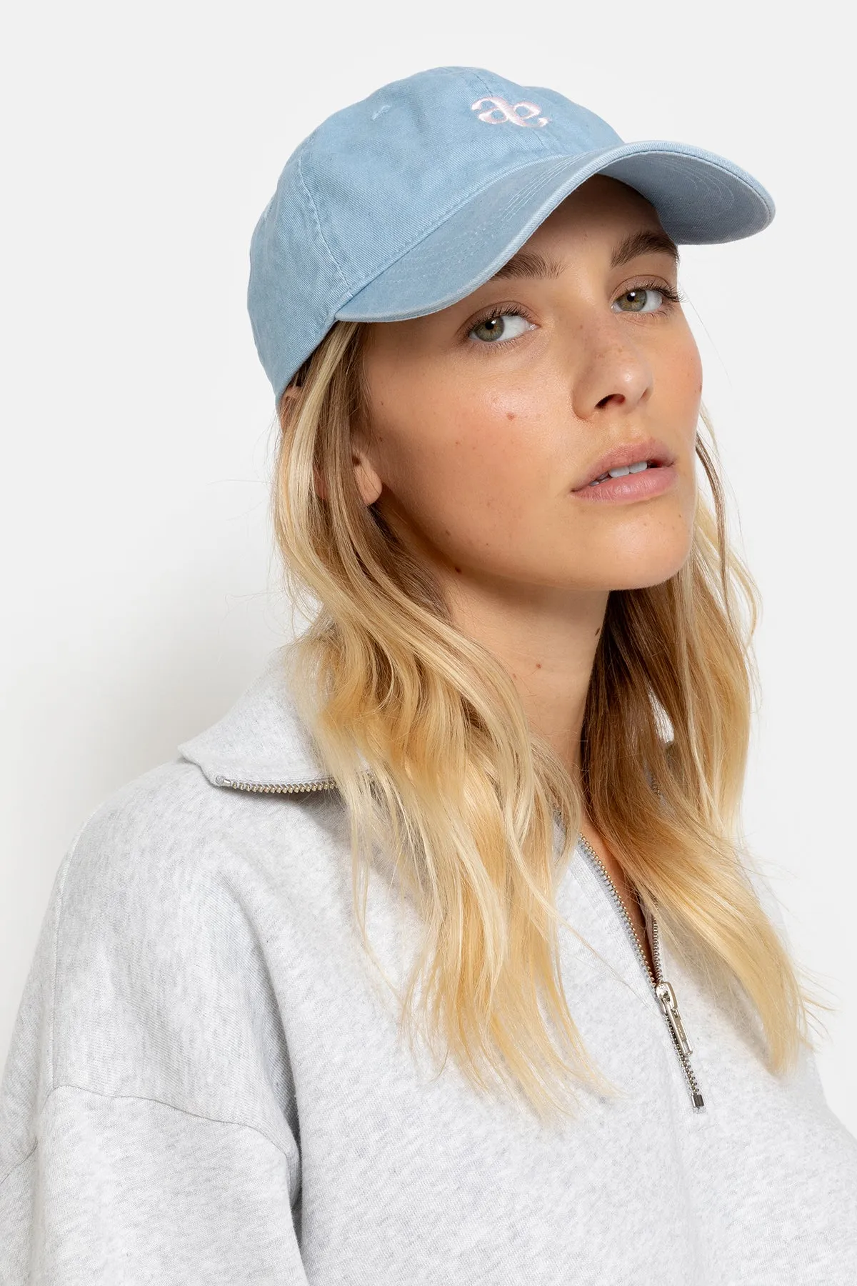 Maurice Baseball Cap | Baby-Blue w/ me logo