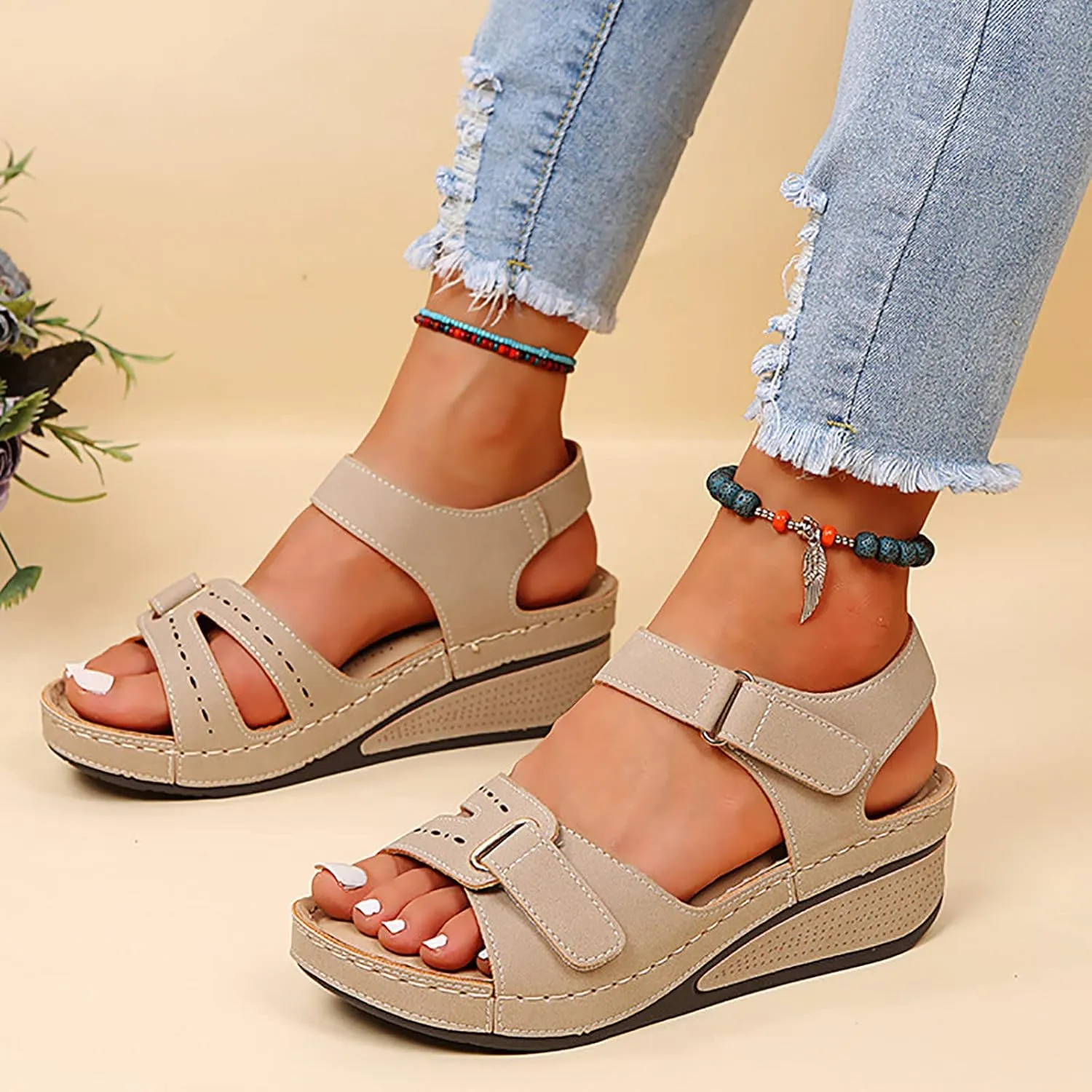 Sandals for Women 2024 Summer Waterproof Hiking Womens Sandals Comfortable Walking Athletic Outdoor Beach Sandals