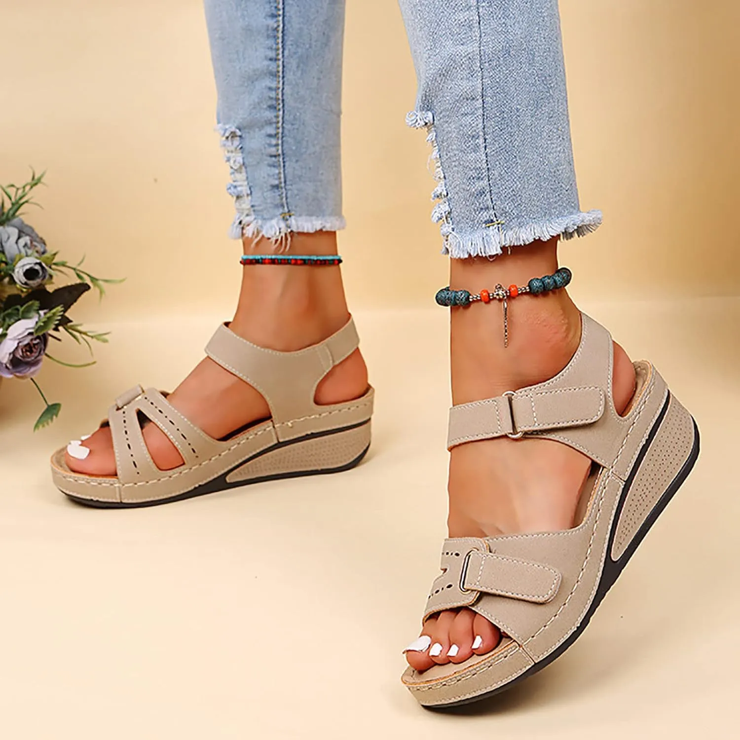 Sandals for Women 2024 Summer Waterproof Hiking Womens Sandals Comfortable Walking Athletic Outdoor Beach Sandals